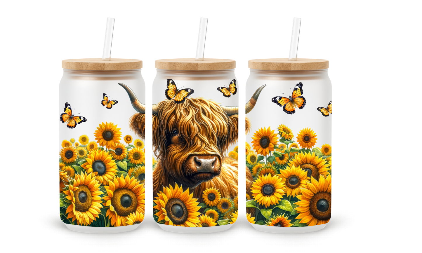 Highland Cow with Sunflowers - 18oz Glass Can Tumbler