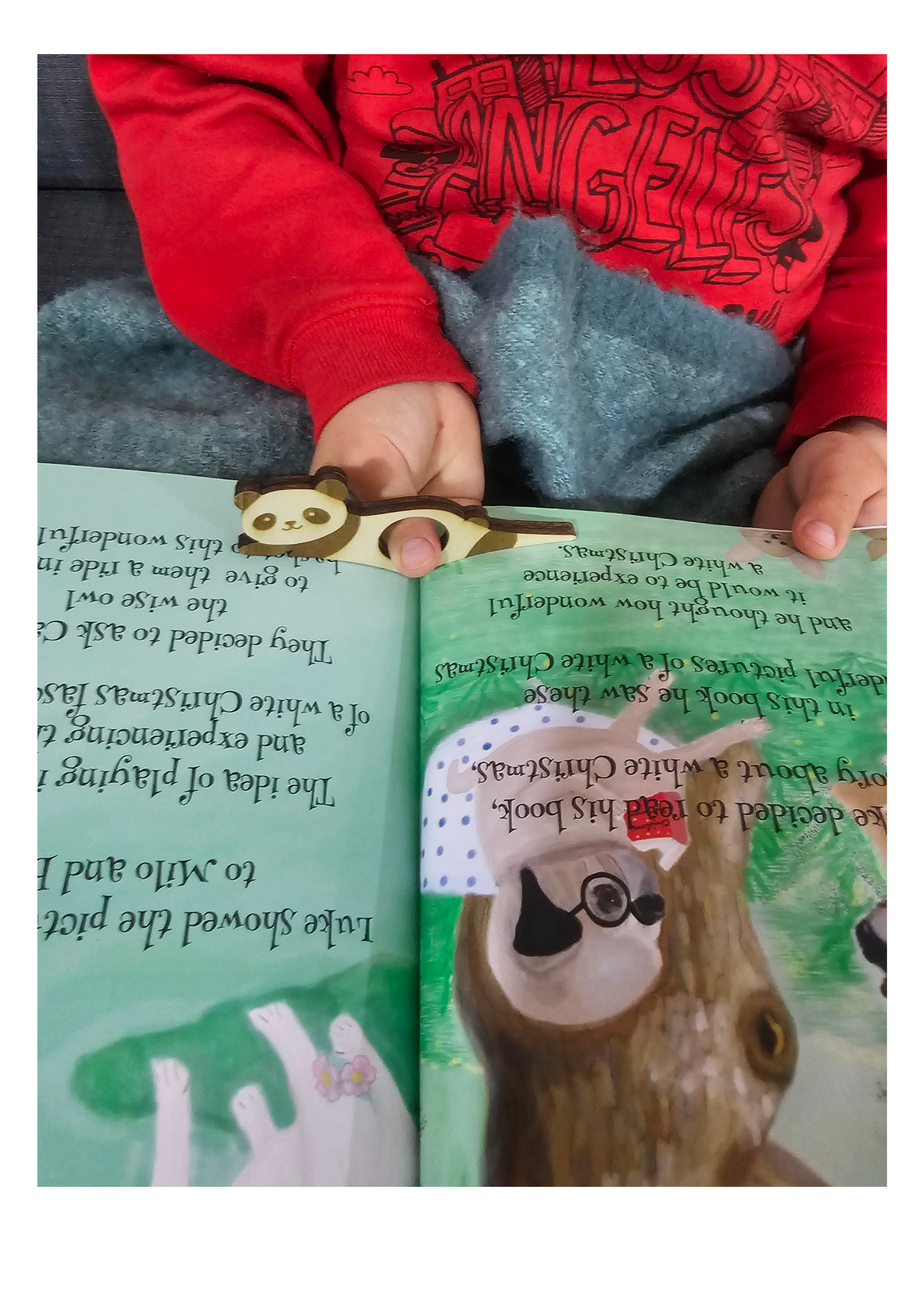 Penny the Panda – Wooden Page Holder for Comfortable Reading
